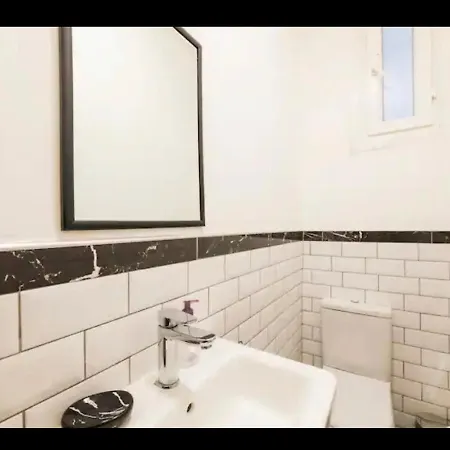 In Galata - 2 Bedroom Apartment Istanbul