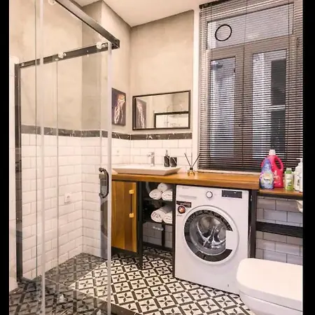 In Galata - 2 Bedroom * Istanbul