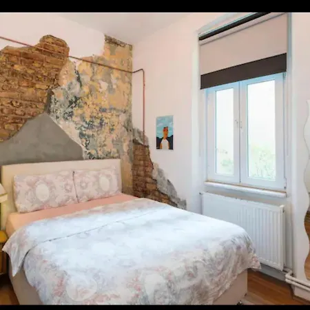 In Galata - 2 Bedroom *