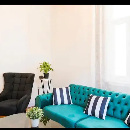 In Galata - 2 Bedroom Istanbul